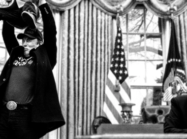 马斯克“拯救人类”新操作！一边呼吁多生孩子！一边砍掉妈妈和宝宝的医疗经费！